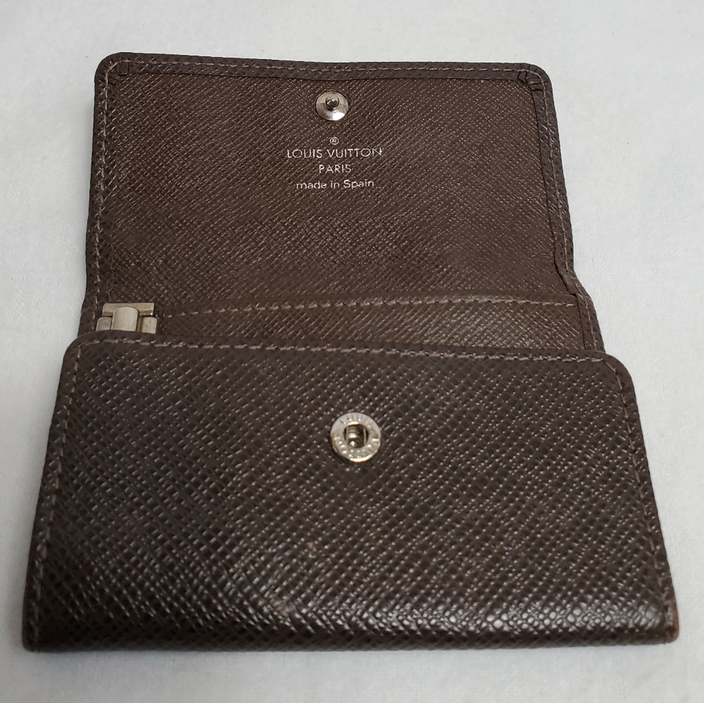 Authentic Preowned LV Key Chain - Picture 3 of 9